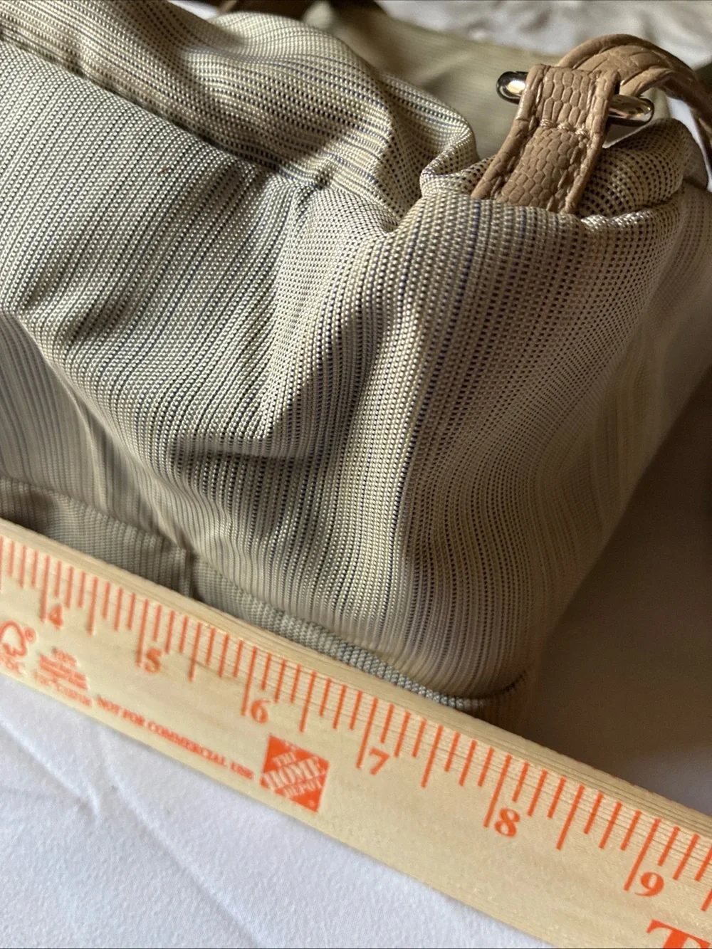 MultiSac-Taupe Bag Backpack Adjustable Straps Multi Pockets Zipper Pockets EUC